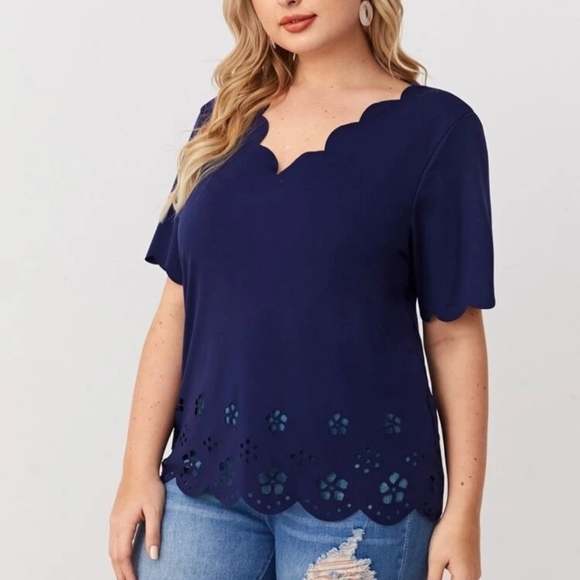 SHEIN Women's Scalloped V-neck Tunic - Picture 3 of 12